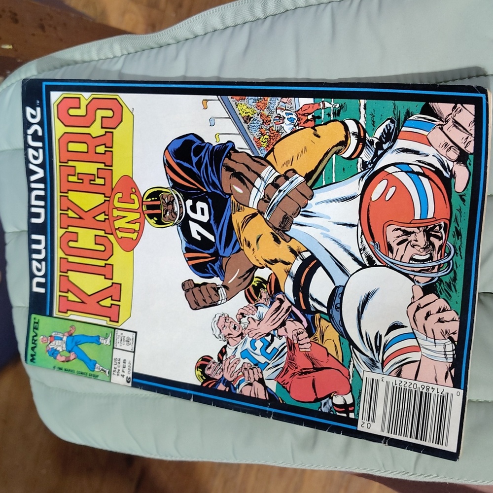 3 DC Comics Colorful Comic Books - Picture 6 of 7